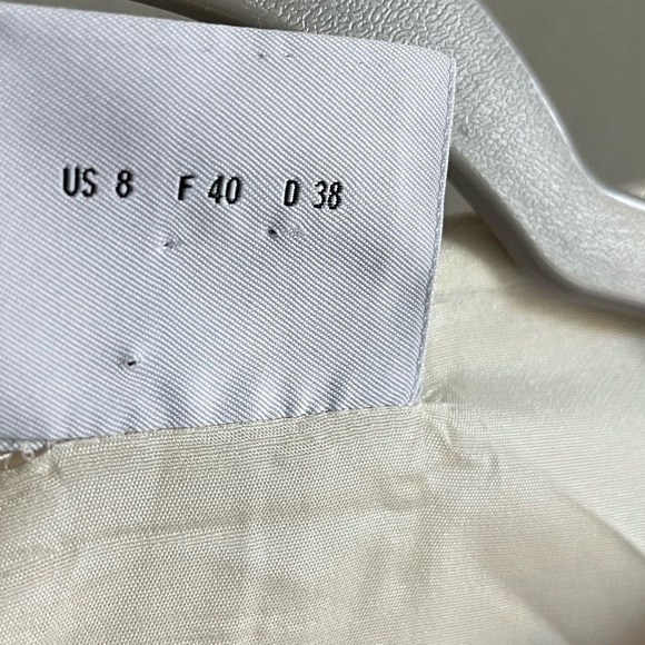 AKRIS PUNTO | Crew Neck Knee Length Embellished Design Dress in Ivory | Size 8 - Picture 4 of 9